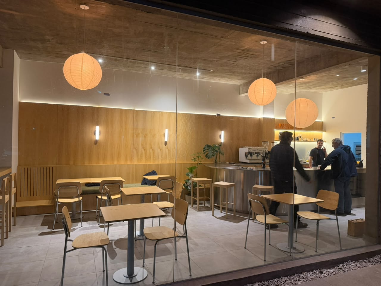 Interior de Par3 Café